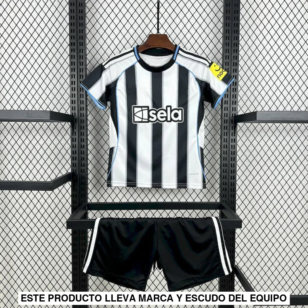 Equipación Newcastle 25-26 Local Niño Equipación Niño