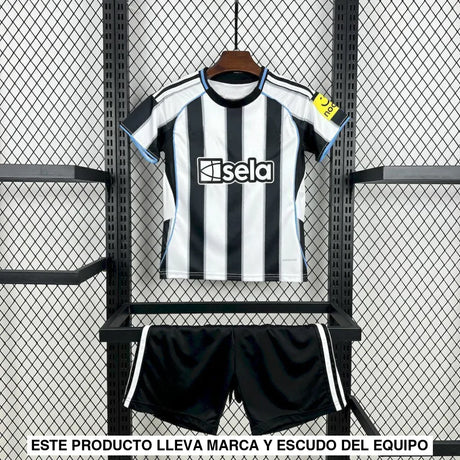 Equipación Newcastle 25-26 Local Niño Equipación Niño