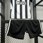 Equipación Newcastle 25-26 Local Niño Equipación Niño