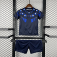 Equipación Uruguay niño 26-27 visitante Mundial 2026 con camiseta azul marino y pantalón a juego