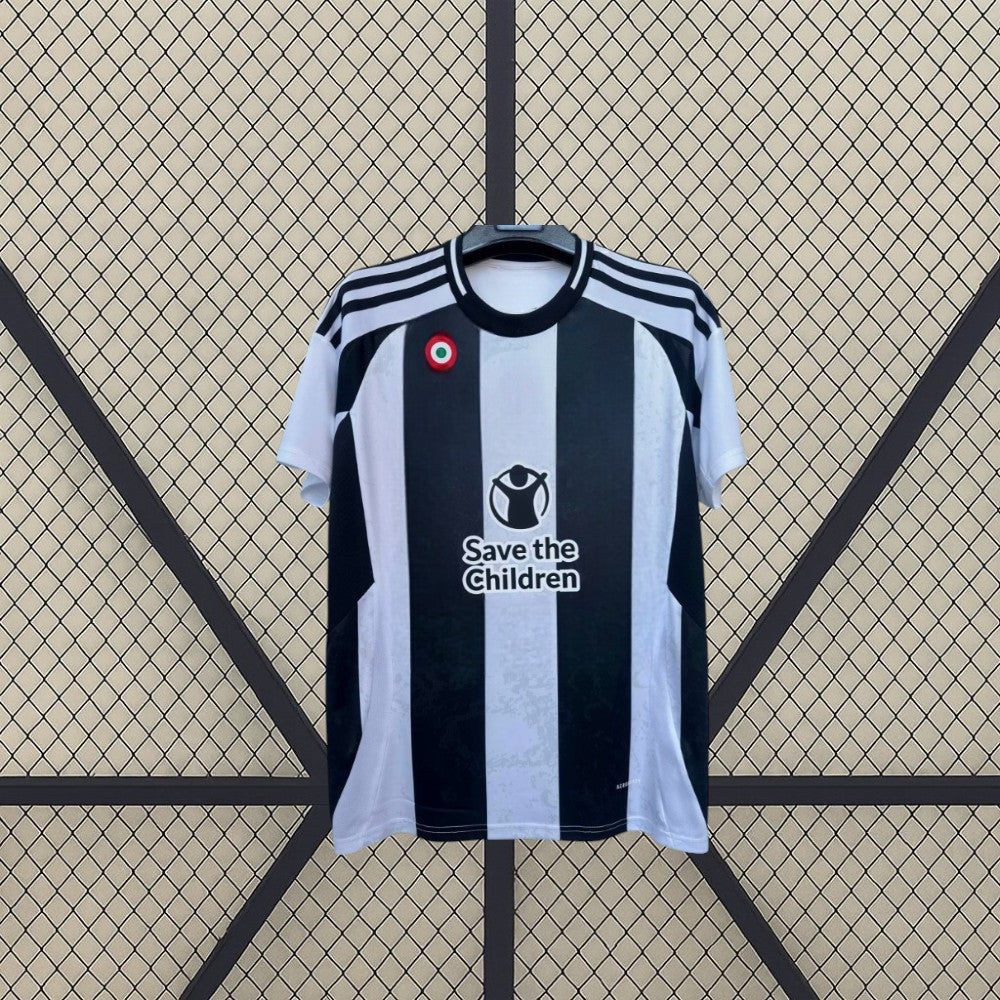 Camiseta Juventus 24-25, Local