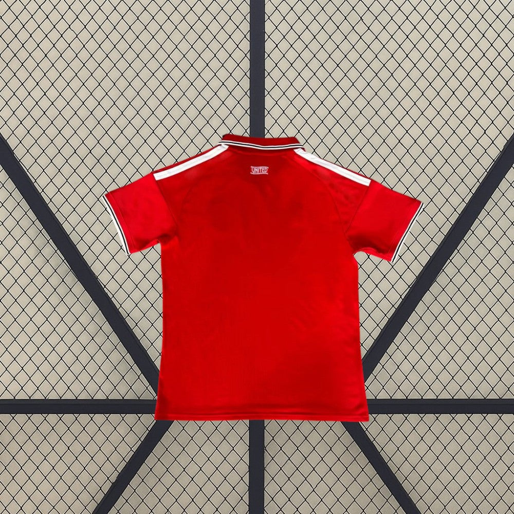 Maglia Manchester United 26-27, Home