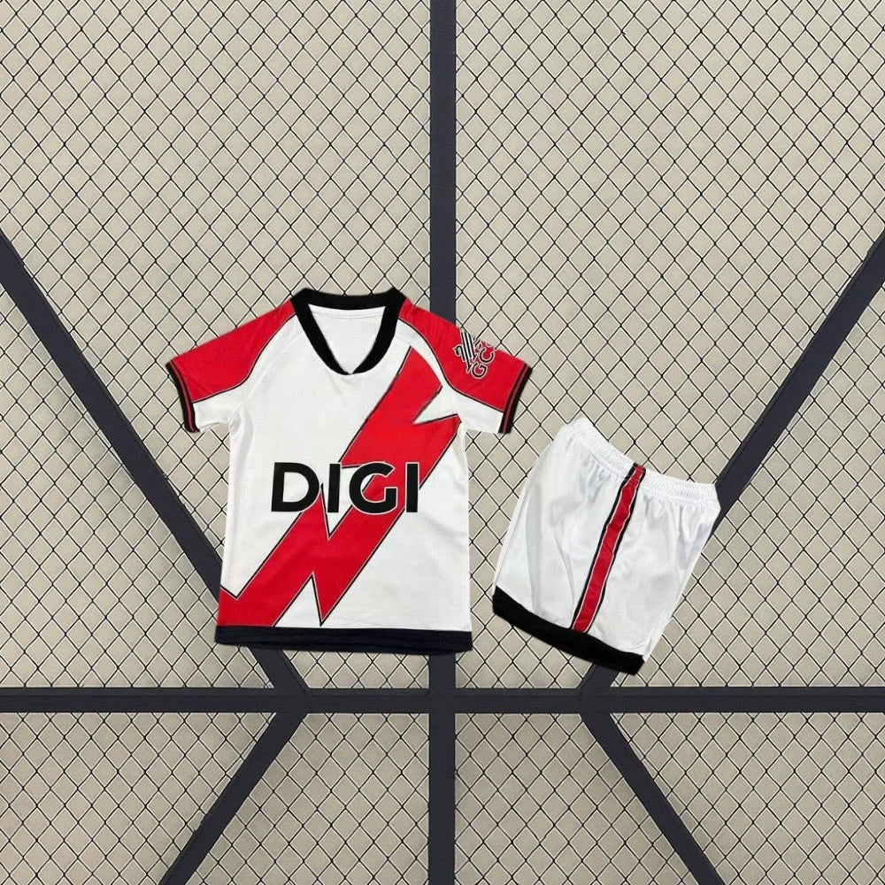 Pack Trío de Equipaciones Rayo Vallecano Niño 25-26 (Local + Visitante + 3ª) Equipación Niño