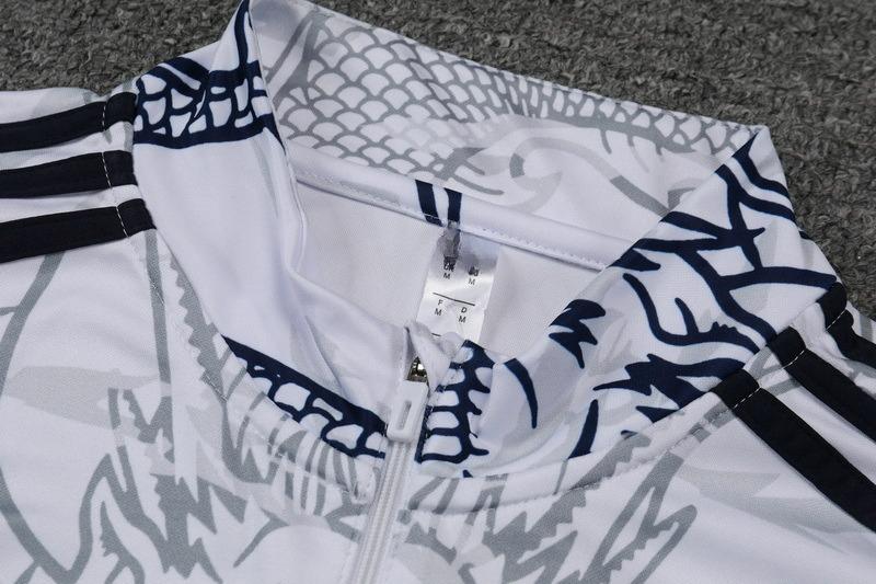 Chandal R.M. 23-24, media cremallera, Modelo 10